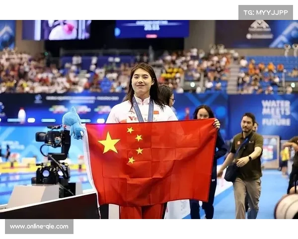 世界游泳锦标赛：张雨霏200蝶泳预赛头名晋级